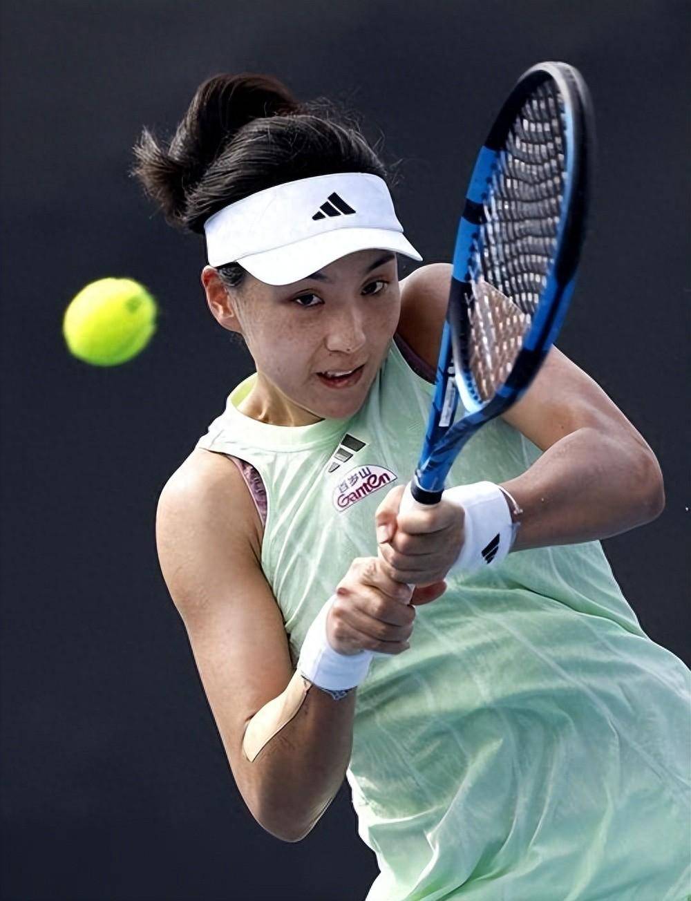 接近的女人 接近的女人