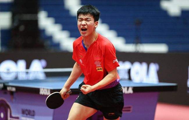 而在田径赛 而在田径赛