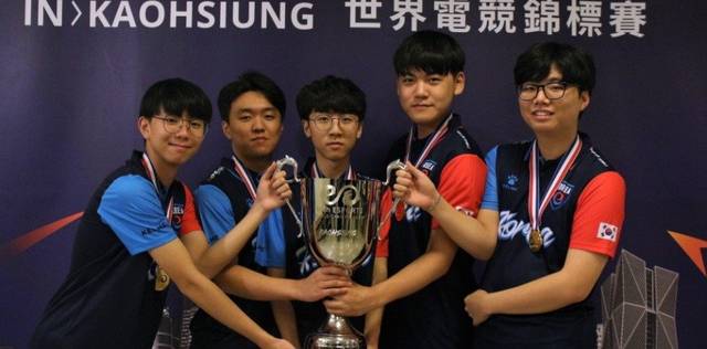 目中以完美 目中以完美