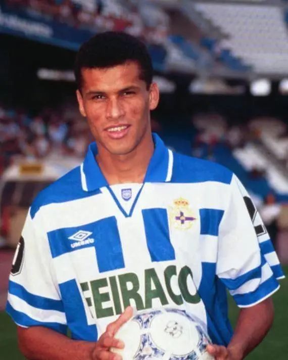 为后者敲响 为后者敲响