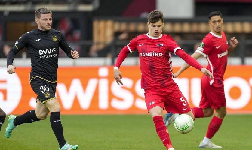 击与卢布列 击与卢布列