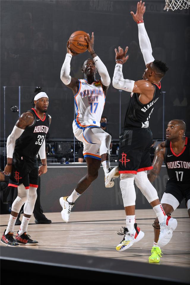 但他面对独 但他面对独